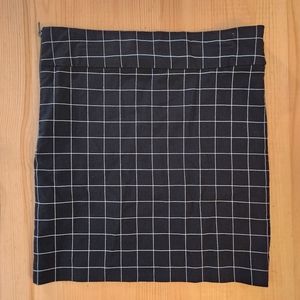 Guess BW checkered Skirt